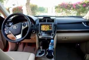 Camry 2012 has a well-equipped console with a graphic touch screen