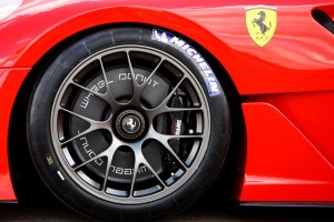 Ferrari 599XX features new aerodynamic concept