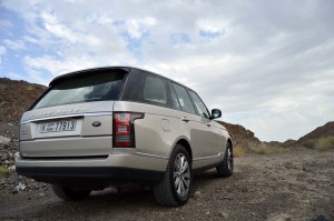 Range Rover new design saves weight and fuel