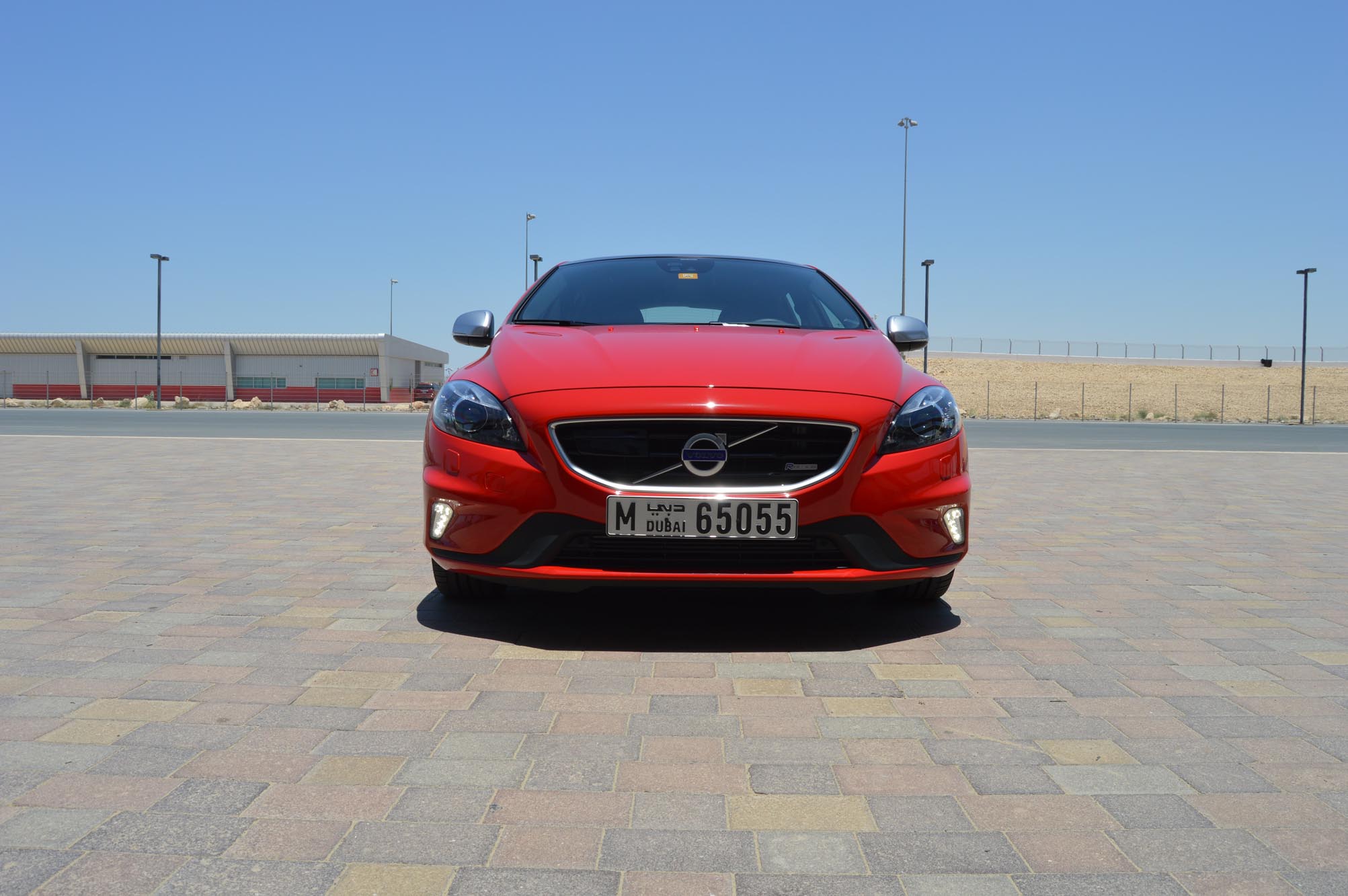 Volvo V40 Review: Smooth concoction