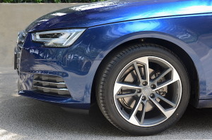 What happens to 3.0 V6? It is reserved for the S4 with the 3.0 TFSI engine delivering 354 hp and 500 Nm.