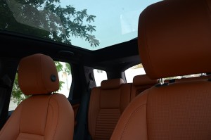 land-rover-discovery-sport-2016-sunroof