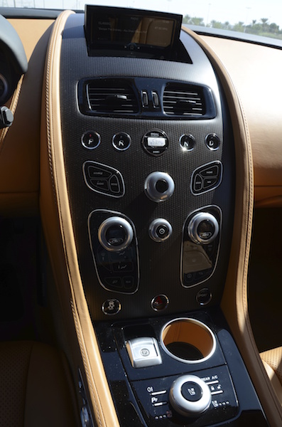 Aston Martin Rapide S 2017 controls