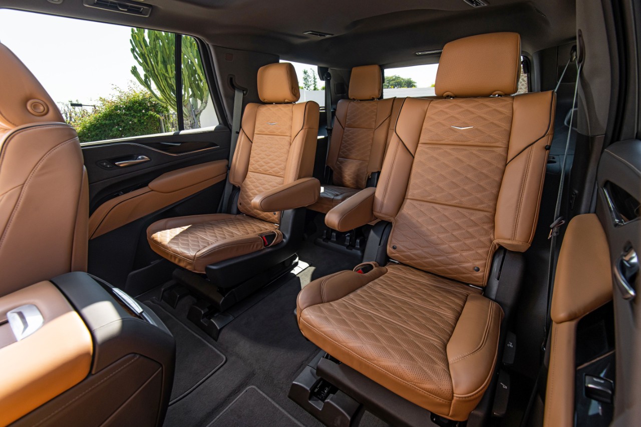 Cadillac Eacalade Premium Luxury seats