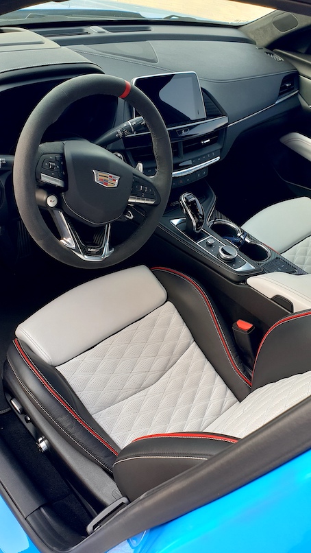 Cadillac CT4-V Blackwing is full of practical tech and fun to drive features