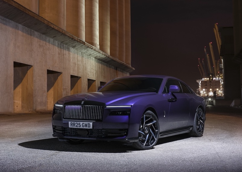 Rolls Royce Black Badge Spectre purple