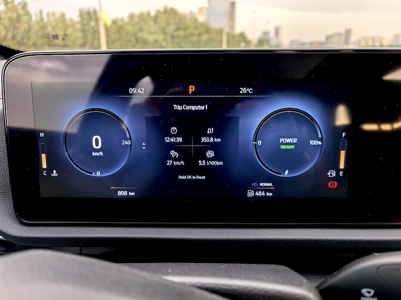 Ford territory hybrid 2026 fuel economy