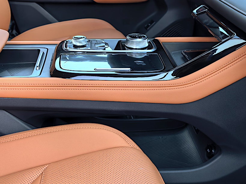 Ford Territory Petrol 2026 storage deck
