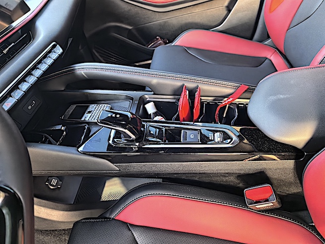 Geely Coolray 2026 storage is flexible