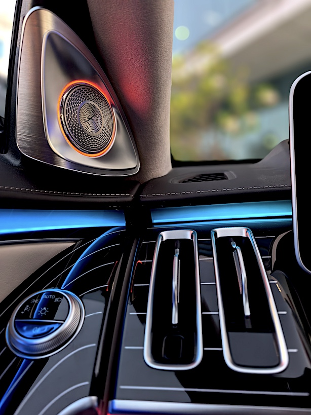 Mercedes Maybach S 680 Burmeister audio