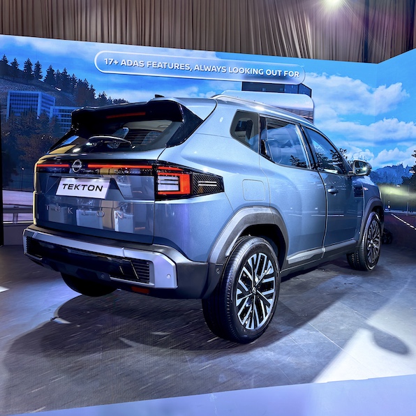 Nissan Tekton rear design